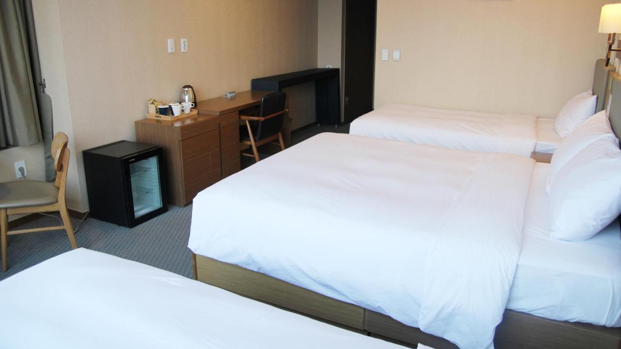 Mohenic Hotel Seoul Myeongdong Exterior foto